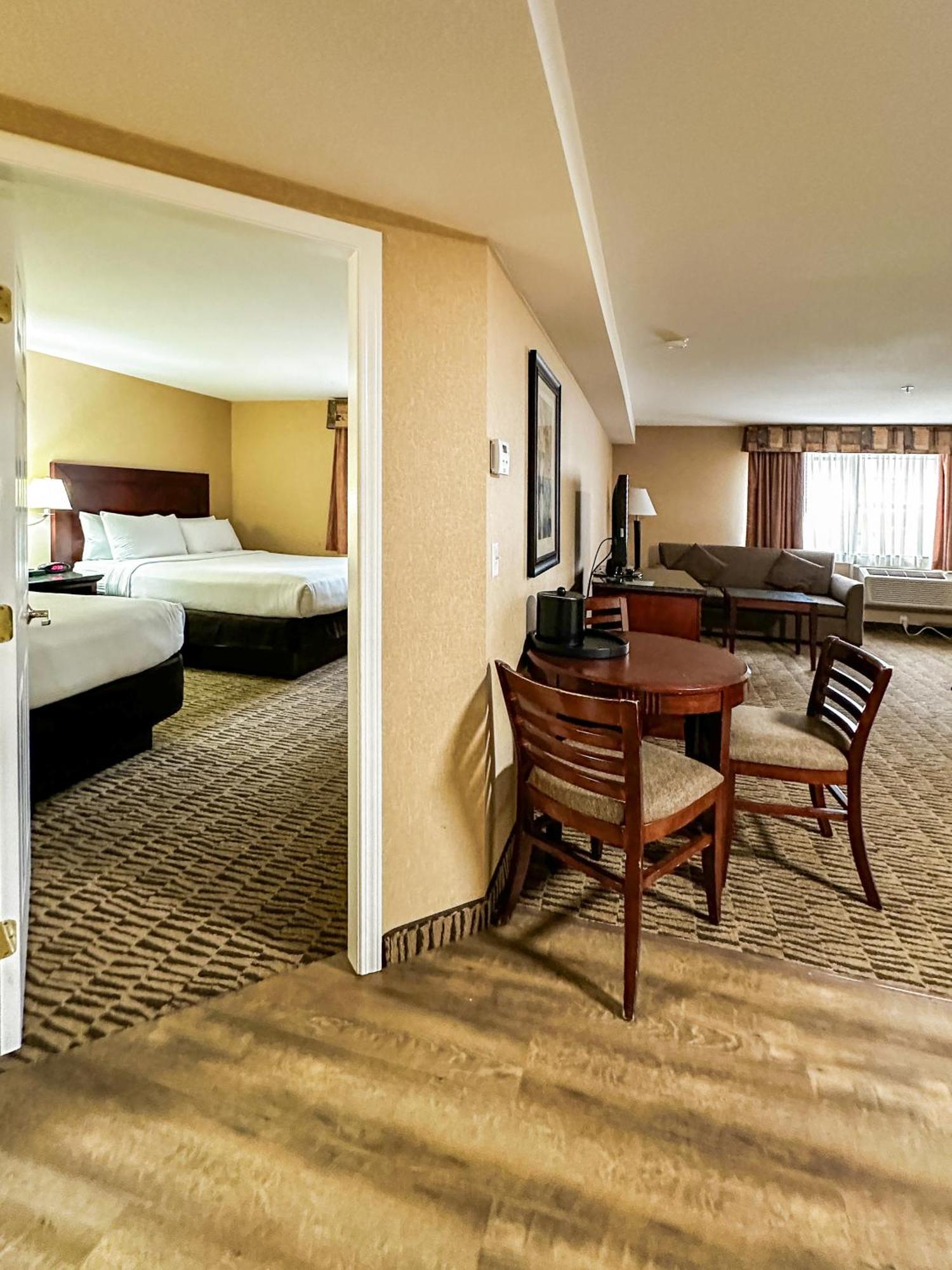 Prestige Aberdeen Lodge カムループス エクステリア 写真