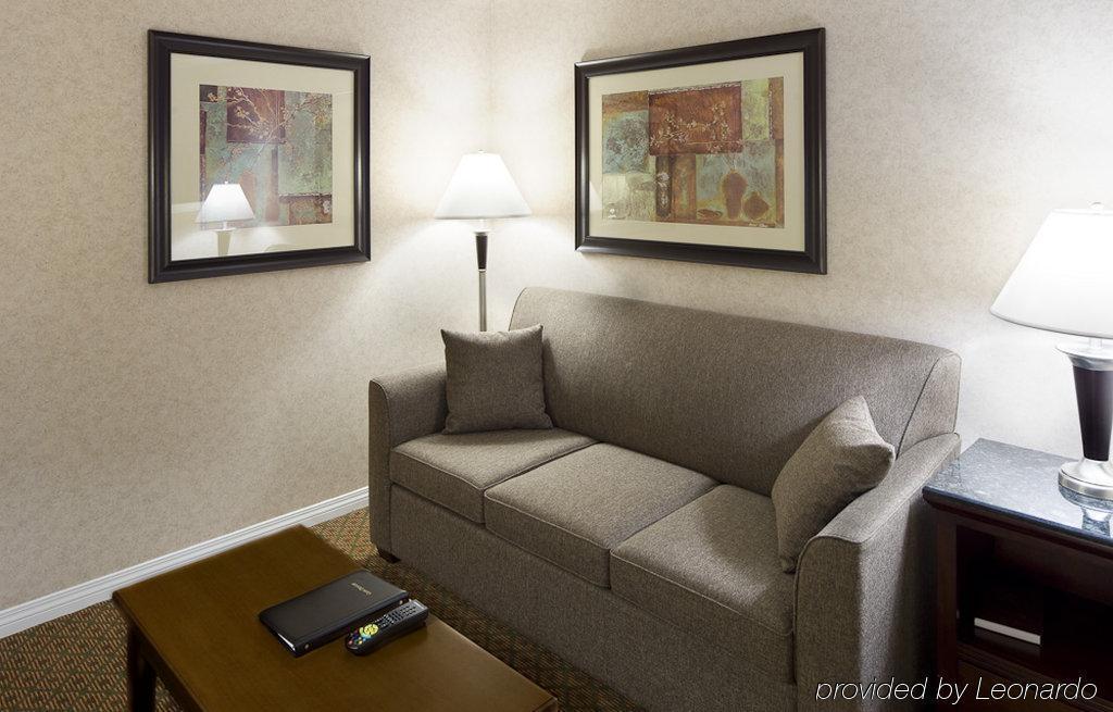 Prestige Aberdeen Lodge カムループス 部屋 写真